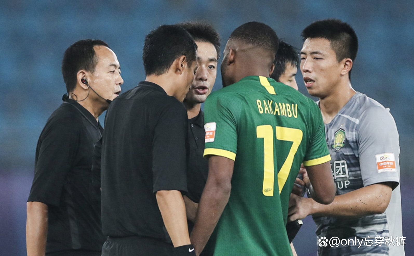 关键时刻深圳男篮篮板制胜——足总杯节点到来，球迷炸锅，数据趋势出现新变化(nba常规赛关键时刻)-LCK押注平台